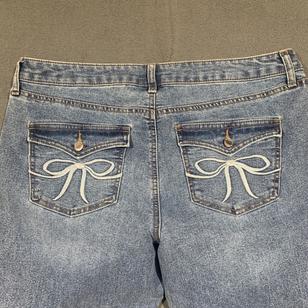 New No Boundaries Womens 16 Bootcut Jeans Medium Wash Stretch Denim Bow Pockets‎